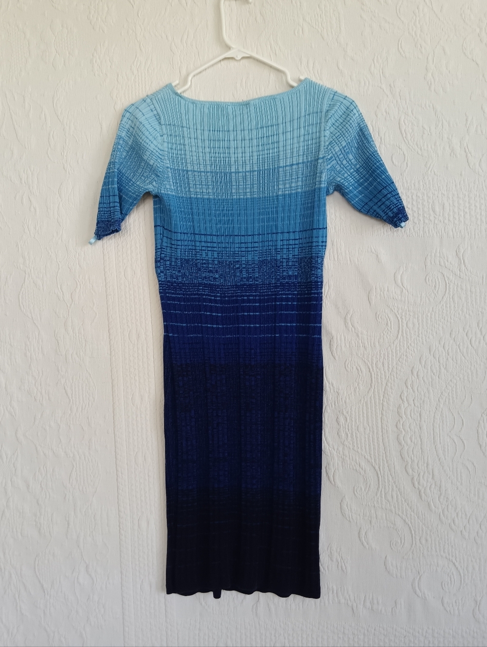 Ann Taylor Ombre Blue Knit Midi Dress Stretch Bodycon Sapphire Work Business SM - Picture 7 of 8